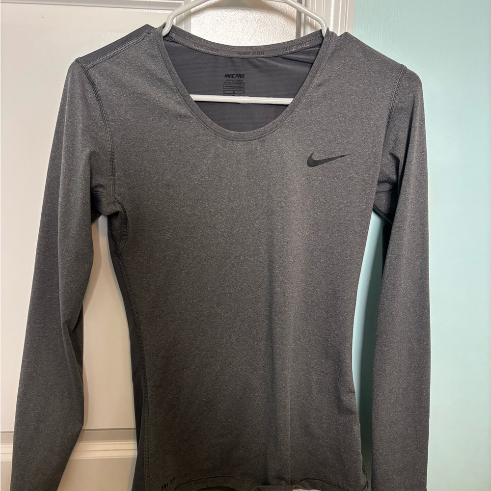 Nike Women's Nike Pro Gray Long Sleeve Top